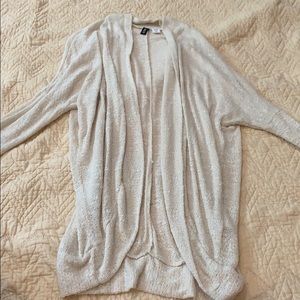 BDG comfy and unique cardigan